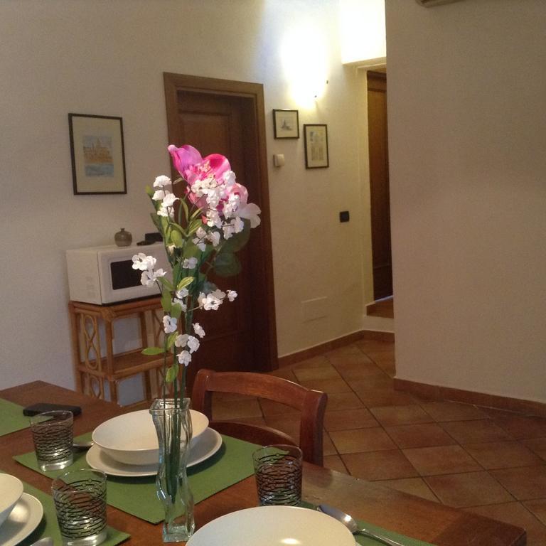 Ferienwohnung Vellutini Number One Florenz Zimmer foto